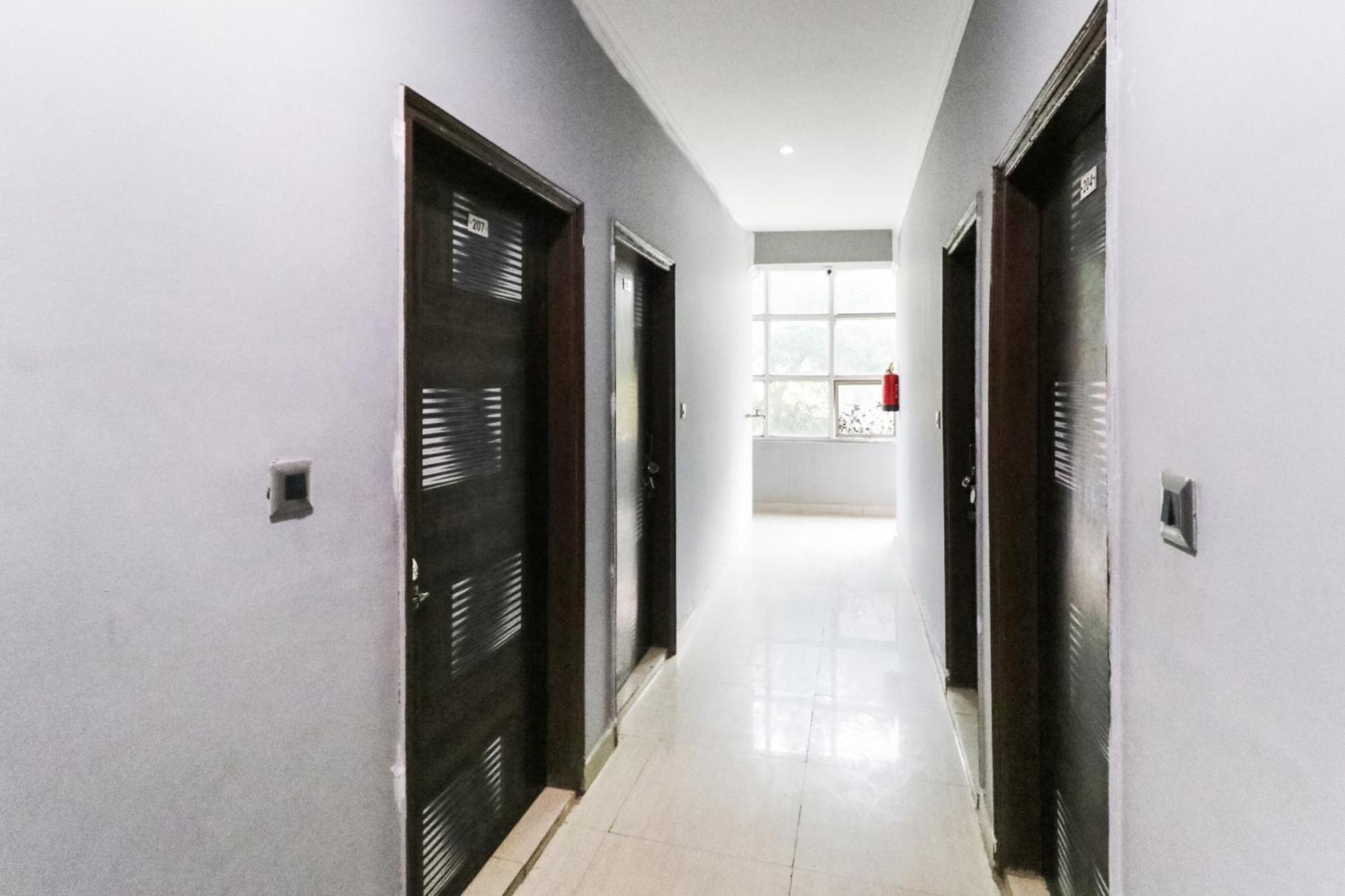 Hotel O Sunrise Guest House Gurgaon Exterior photo