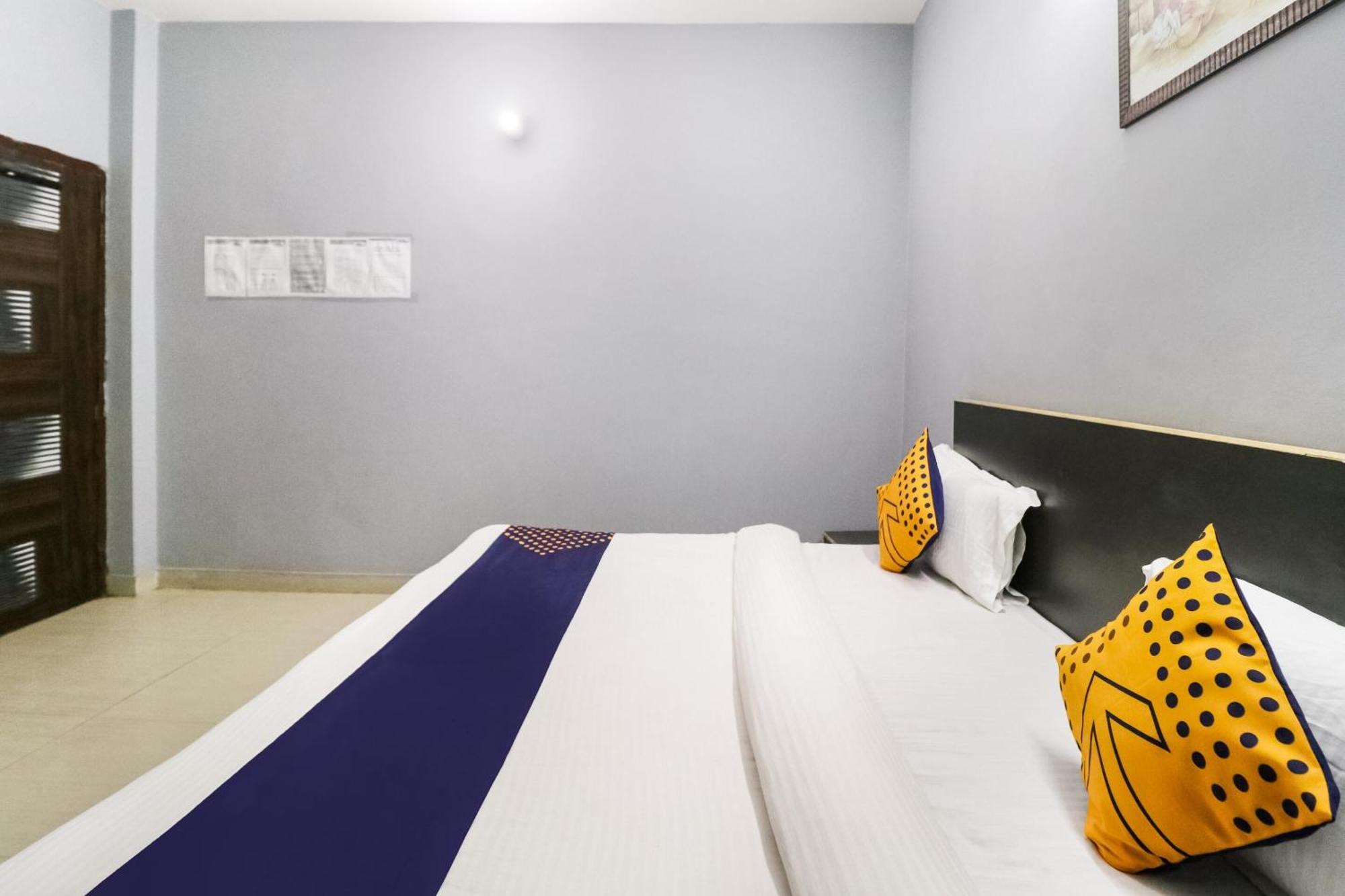 Hotel O Sunrise Guest House Gurgaon Exterior photo