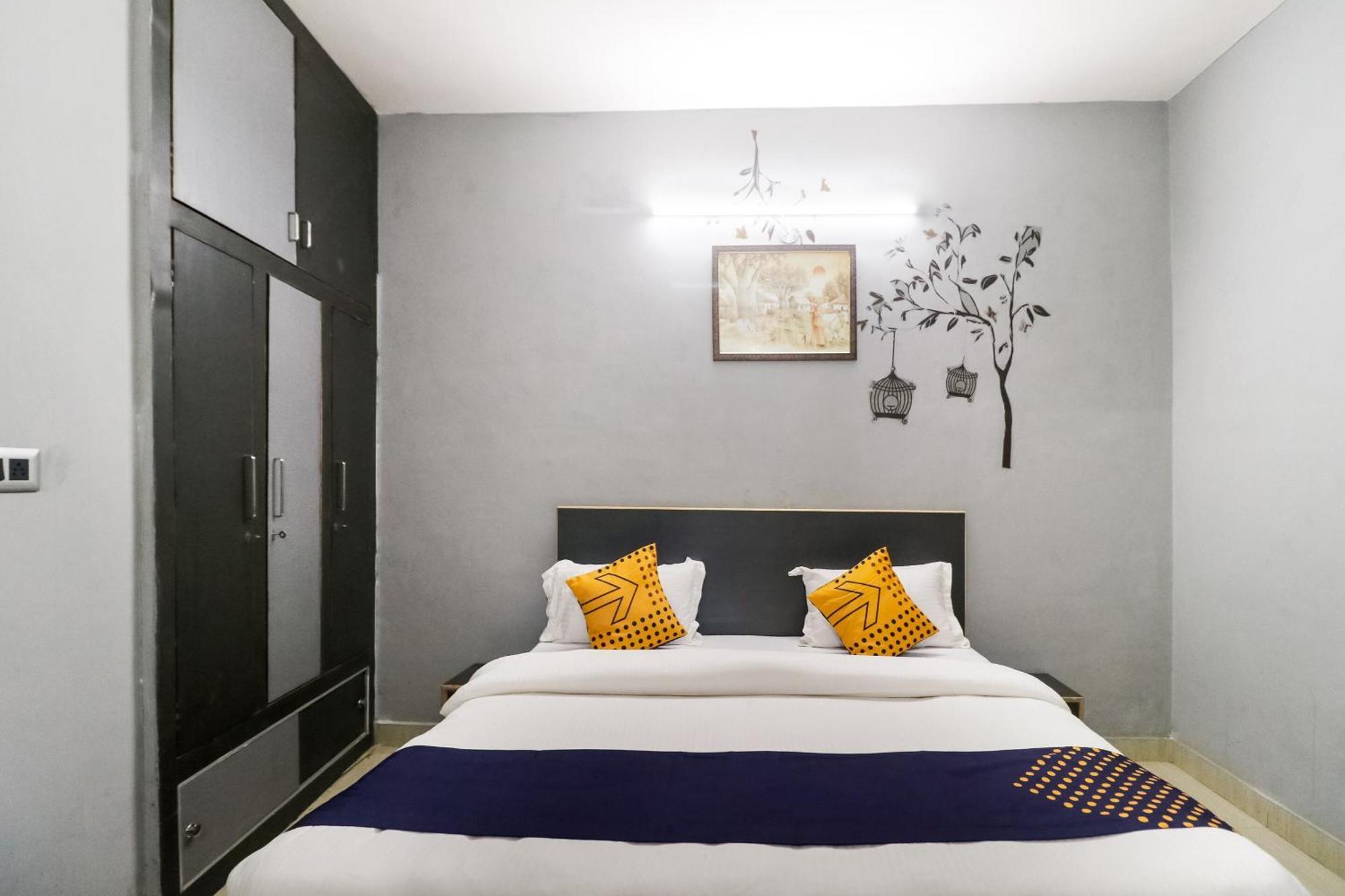 Hotel O Sunrise Guest House Gurgaon Exterior photo